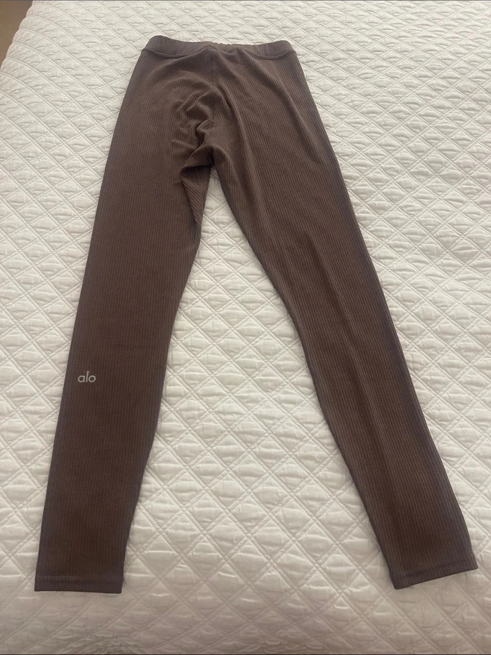 ALO yoga  high waist Ribbed Chocolate Brown Leggings